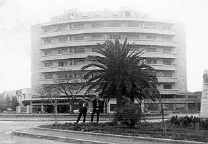 SIDI BEL ABBES LES COPAINS D ABORD ROND POINT DU GARDEN